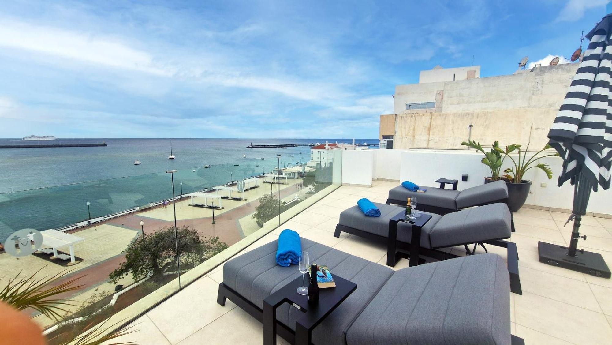 Blue Marina Suites - Boutique Apartments Arrecife  Exterior foto